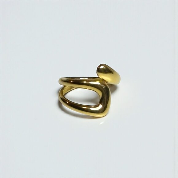 Irregular Solid Gold Ring - Picture 5 of 6